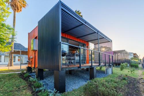 Το κτήριο όπου στεγάζεται  το διαμέρισμα