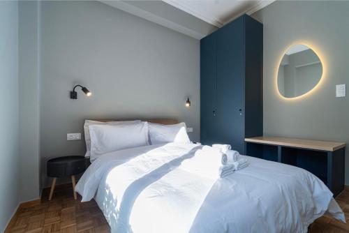 Bright & Cozy 2BR, Thissio heart