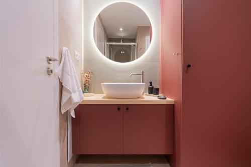 Bright & Cozy 2BR, Thissio heart