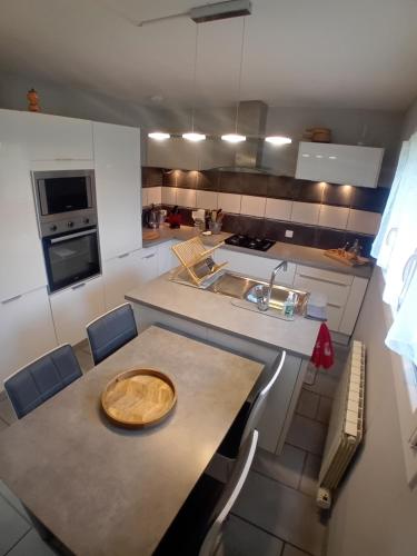 Φωτογραφία από το άλμπουμ του Chez Séba σε Λανγκρ