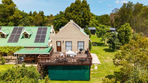 Здание шале