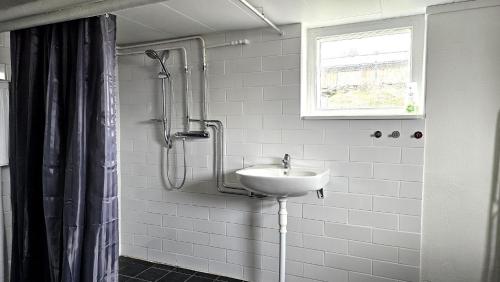 Koupelna v ubytování Private oasis with sea view & private jetty SE09154