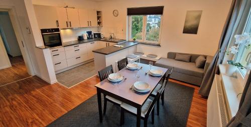 Kuchyň nebo kuchyňský kout v ubytování Ferienwohnung Marbachtal Bad Kissingen