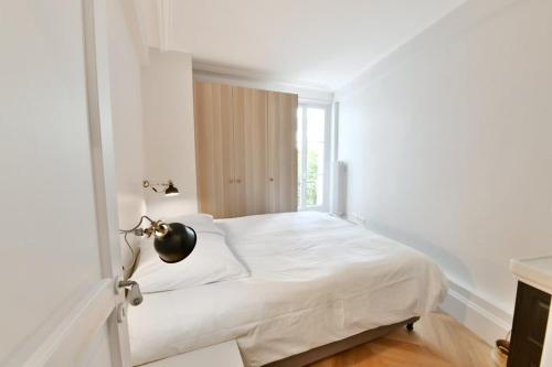 Bright Bon Marche StGermain designer 2BD2BA apt
