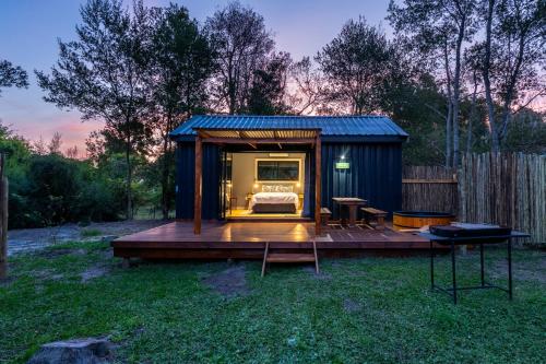 Сад в Moss & Moon Cabins