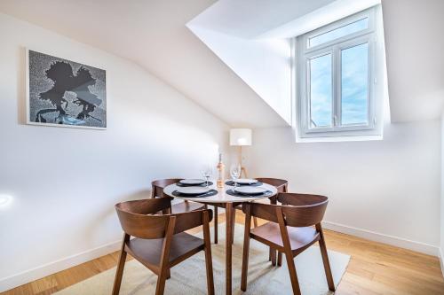 Fotografie z fotogalerie ubytování Emplacement exceptionnel Deux Chambres AC WIFI v Nice