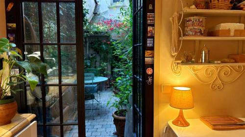 Comme dans une maison au milieu du 5ème Paris