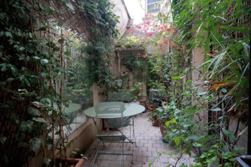 Comme dans une maison au milieu du 5ème Paris