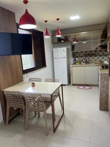 Kuchyň nebo kuchyňský kout v ubytování Apartamento Jubiaba Ilheus