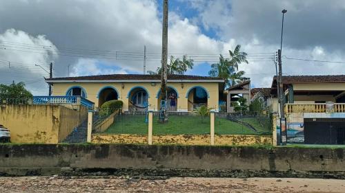 Budova, kde se prázdninový dům nachází