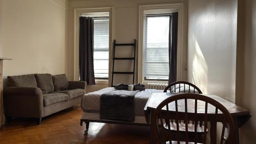 Zona de estar de New York City Guest House 2