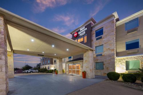 Gallery image of Best Western Plus Killeen - Fort Hood Hotel & Suites in Killeen