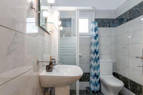 Ένα μπάνιο στο Memi