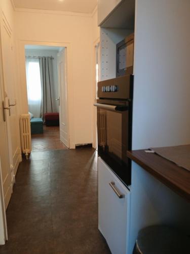 Kuchyň nebo kuchyňský kout v ubytování Le Vallier Catane