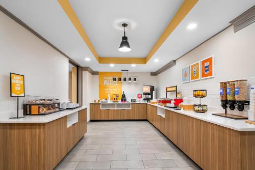 un ristorante con aasteryasteryasteryasteryasteryasteryasteryasteryasteryasteryasteryasteryasteryasteryasteryasteryasteryasteryasteryasteryasteryasteryasteryasteryasteryasteryasteryasteryasteryasteryasteryasteryasteryasteryasteryasteryasteryasteryasteryasteryasteryasteryasteryasteryasteryasteryasteryasteryasteryasteryasteryasteryasteryasteryasteryasteryasteryasteryasteryasteryasteryasteryasteryasteryasteryasteryasteryasteryasteryasteryasteryasteryasteryasteryasteryasteryasteryasteryasteryasteryasteryasteryasteryasteryasteryasteryasteryasteryasteryasteryasteryasteryasteryasteryasteryasteryasteryasteryasteryasteryasteryasteryasteryasteryasteryasteryasteryasteryasteryasteryasteryastery di Hampton Inn - Monticello a Monticello