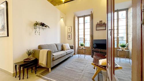 New! Terrace, Central, 2 bedrooms, 2 bathrooms - La Tierra Sur