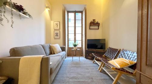 New! Terrace, Central, 2 bedrooms, 2 bathrooms - La Tierra Sur