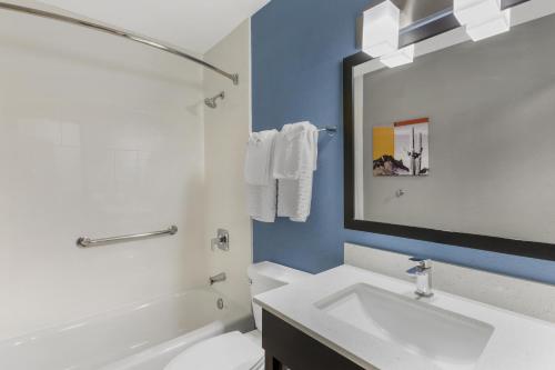 Ένα μπάνιο στο Best Western Blythe