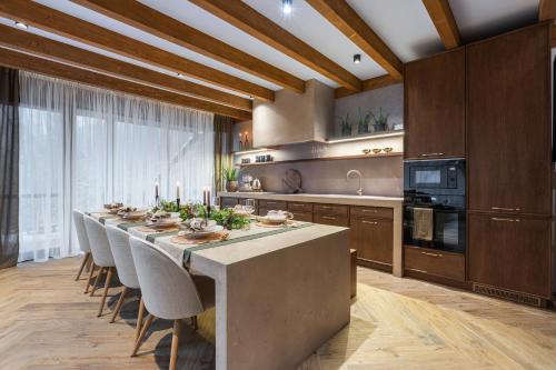 Køkken eller tekøkken på Serenity Skalka Ski & Wellness Residence