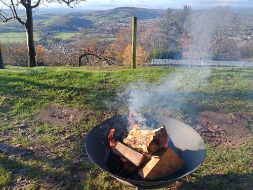 Gril dostupný pro hosty v prázdninového domu