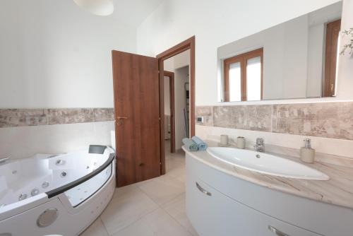 Koupelna v ubytování DORA Rooms and terrace, Parco Dora