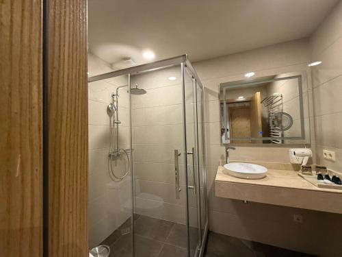 Un baño de Dreamland Oasis Apartments