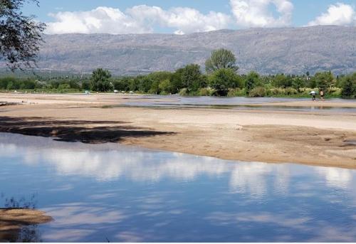 Φωτογραφία από το άλμπουμ του Lo de Vlady σε Mina Clavero