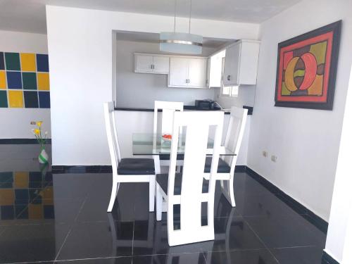 Η κουζίνα ή μικρή κουζίνα στο Villa Maryluz