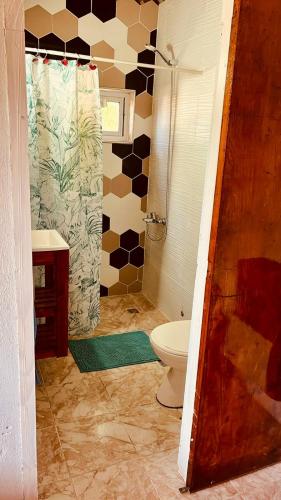 Ένα μπάνιο στο La casa del arbol