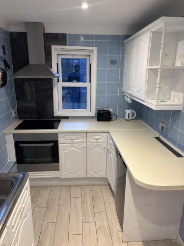 Nhà bếp/bếp nhỏ tại inglewood place