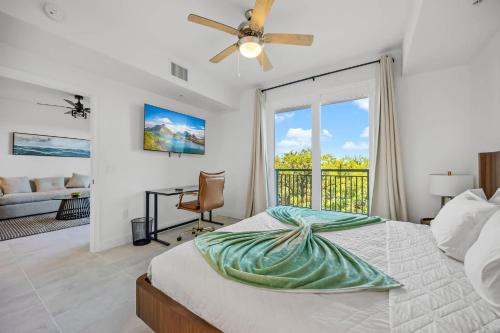 Ένα ή περισσότερα κρεβάτια σε δωμάτιο στο RIVER FLY IN Garden View RFI-413