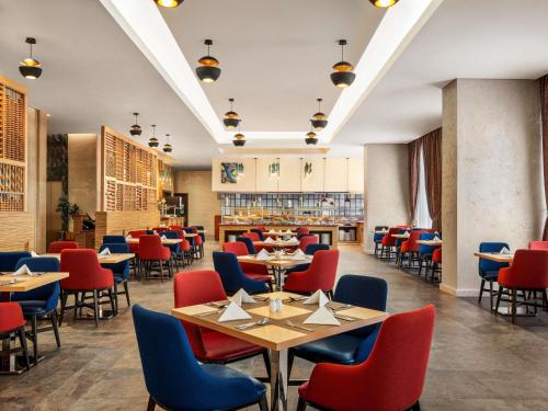 Restaurace v ubytování Novotel Makkah Thakher City