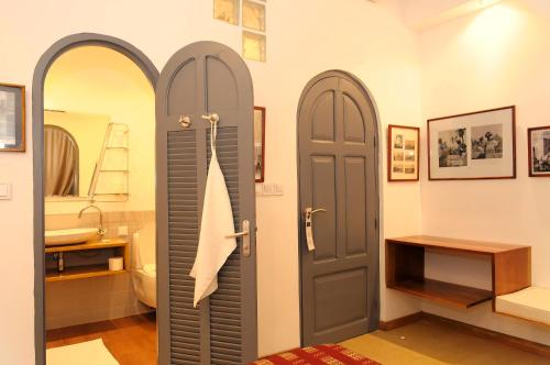 Фотография из галереи Hôtel La Résidence в городе Сен-Луи