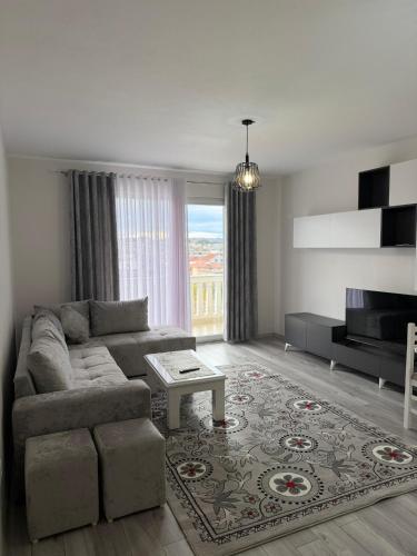 Modern 2-Bed Near Tirana and Airport with Balconies