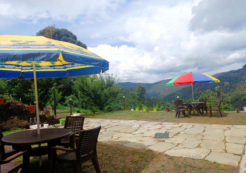 Nespecifikovaný výhled na hory nebo výhled na hory při pohledu z ubytování v soukromí