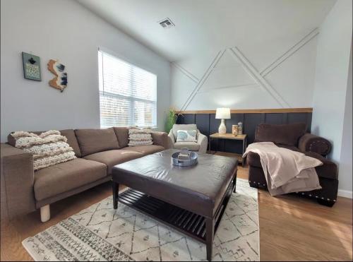 Et opholdsområde på Vacation Beach House