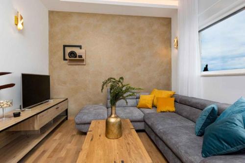 Apartment with A - C Radici - Malinska-Insel Krk 55032