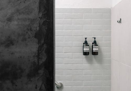 Un baño de Hotel Pimampiro