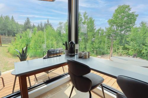 Luxury Off Grid Apartment Rentals With Private View photo