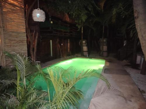 Bazén v ubytování Las cabañas vip nebo v jeho okolí