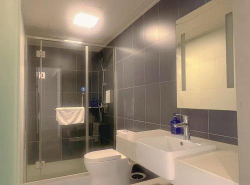 Ένα μπάνιο στο Hanting Nanjing Xingang Development Zone Second Branch