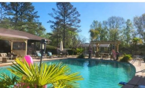 Bazén v ubytování My Paradise nebo v jeho okolí