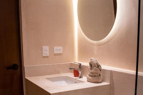 Un baño de Peregrina Tulum 202B 1BR Condo