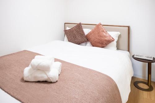 JY Suites Namba Apartment Hotel