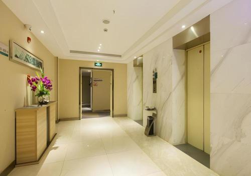 Ένα μπάνιο στο City Comfort Inn Wuhan Jiefang Avenue Xinrong Light Rail Station