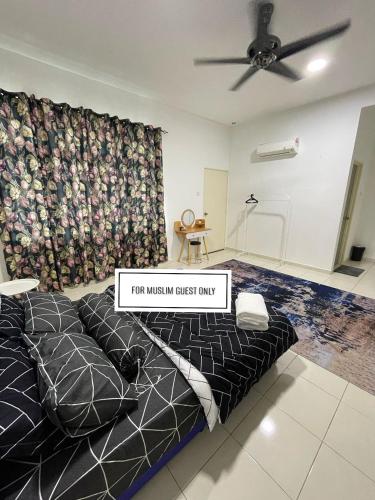 Χώρος καθιστικού στο Homestay EZZ