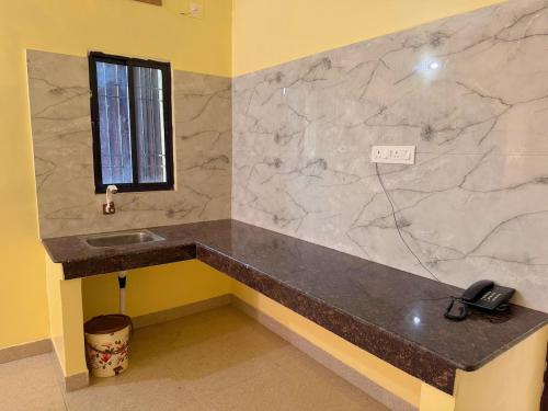 Phòng tắm tại Studio 407 Luxury Suite with kitchen