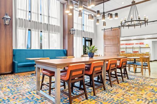 Εστιατόριο ή άλλο μέρος για φαγητό στο Hampton Inn & Suites Tifton