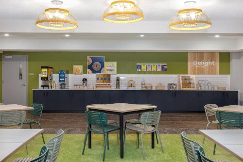 Παροχές για τσάι/καφέ στο Spark By Hilton Ames