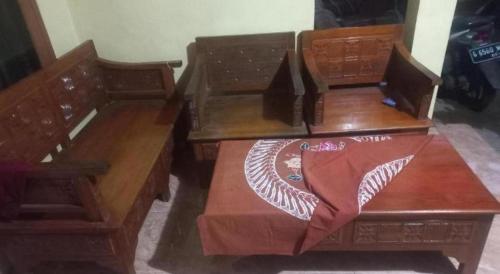 Fotografie z fotogalerie ubytování Hotel O Endj Walet Samodra v destinaci Tepus